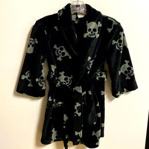 Kid’s Cherokee Skull Fleece Robe